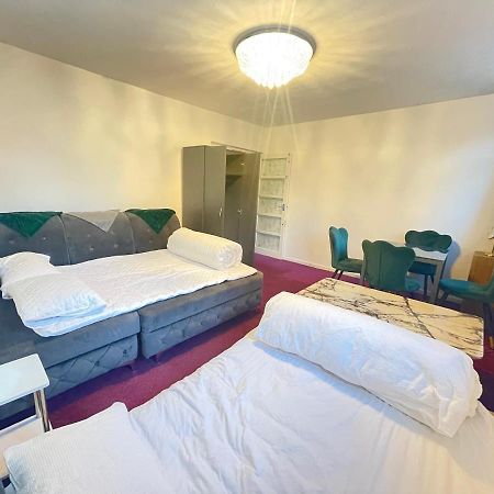 Room With Shared Kitchen London Ngoại thất bức ảnh