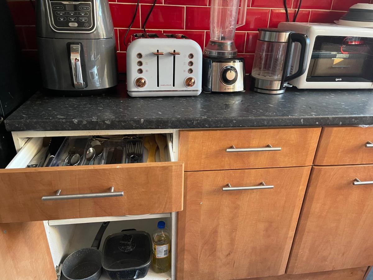 Room With Shared Kitchen London Ngoại thất bức ảnh