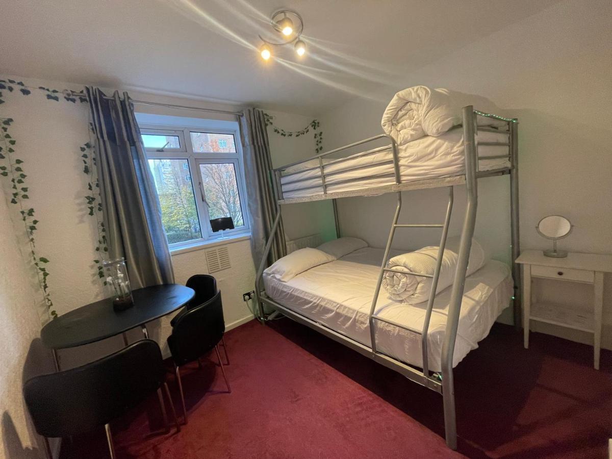 Room With Shared Kitchen London Ngoại thất bức ảnh